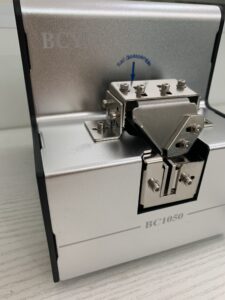 Máy cấp vít tự động